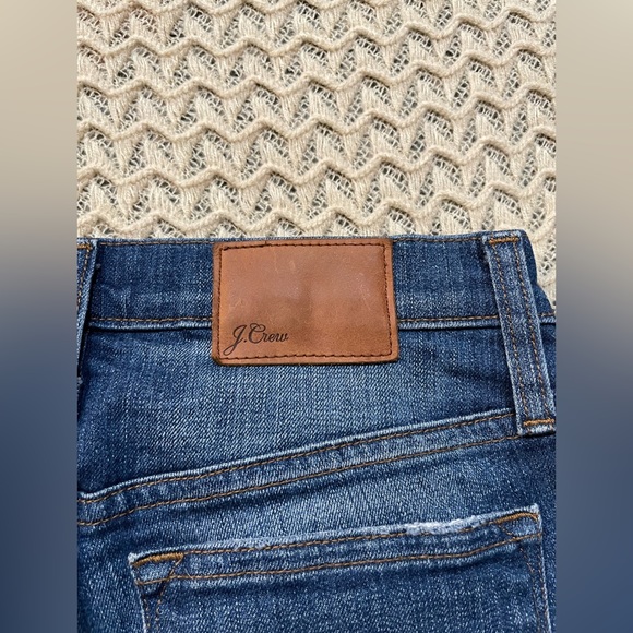 J crew slim broken in boyfriend jeans - Picture 6 of 6